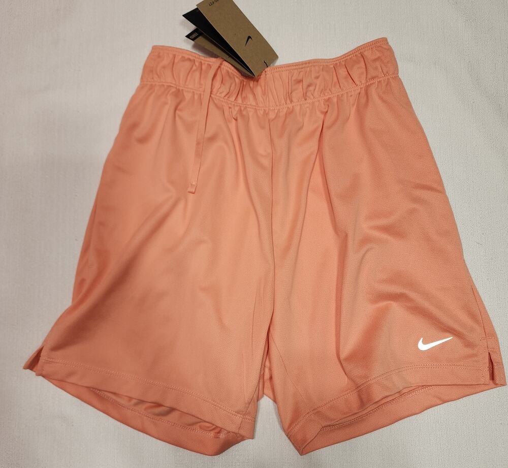 Nike Dri-Fit women's training shorts size XS NWT L15''x W22''